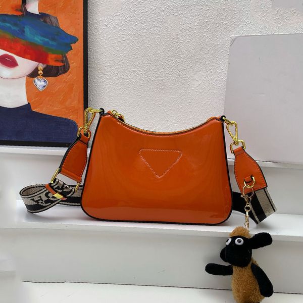 Borsa a tracolla da donna di alta qualità Designer Borsa a tracolla Prados in vera pelle di lusso versatile Borsa a mezzaluna con portafoglio in vernice impressa alla moda e di fascia alta