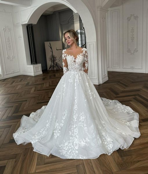 Zartes, langärmliges, kleines Brautkleid in A-Linie mit V-Ausschnitt, elegante Brautkleider mit Applikationen und Spitze, bestickt mit glänzendem Tüll und voluminöser Spitze