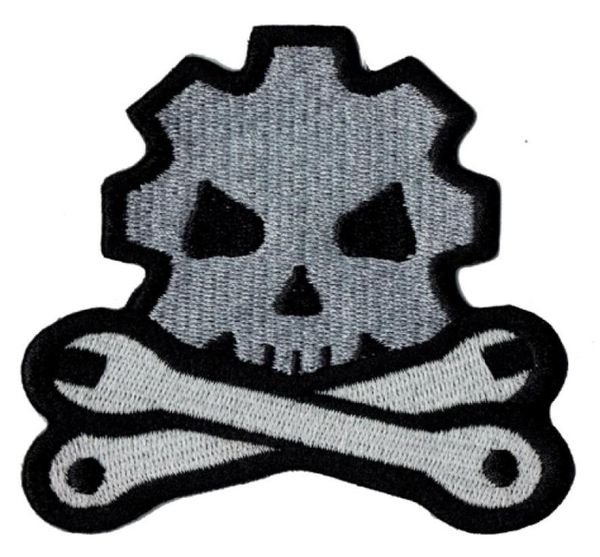 Günstiges Totenkopf-Knochen-Werkzeug, gestickter Aufnäher zum Aufbügeln, Jacken-Emblem 100, Stickerei-Applikationsabzeichen, 87 cm 8 cm, G0042 3561595