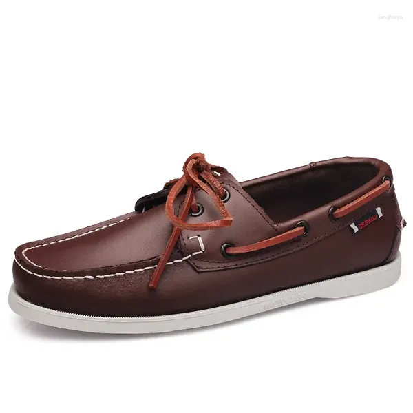 Scarpe casual 2024 Mocassini moda uomo Comodi calzature in pelle da uomo Slip On da barca per il tempo libero Passeggiata pigra