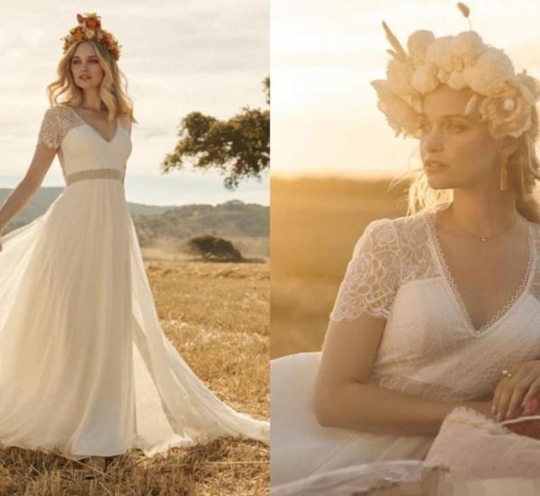 Neues Rembo-Styling 2020 Böhmisches Hochzeitskleid Vintage-Spitze-Applikationen mit V-Ausschnitt Country Beach Boho Brautkleider 862640251