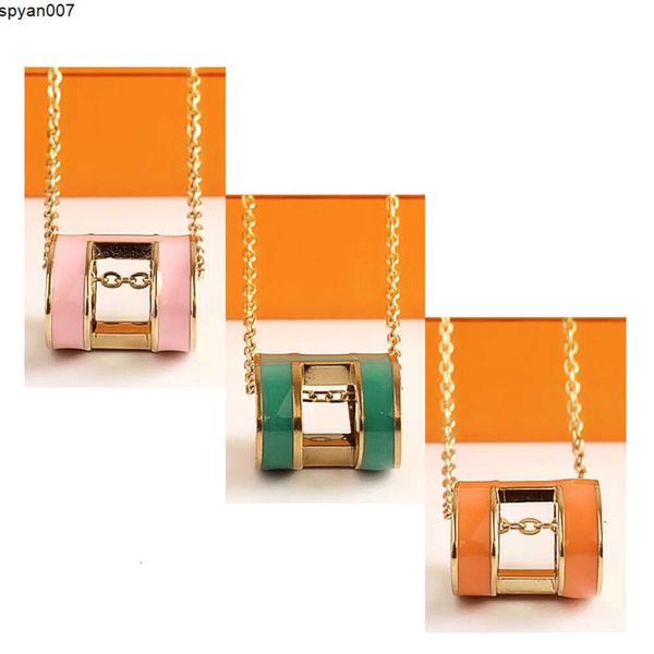 18k Gold Halskette mit schwarzem Anhänger Damen Box Ästhetische Kette Rot Orange Weiß Rosa Option Ketten Geschenke Sets