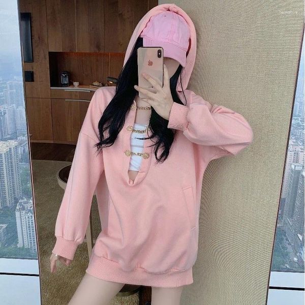 Kadın Tişörtleri Kadınlar Üstler Sıradan tatlı pembe kapüşonlu gömlek moda uzun kollu gevşek sweatshirt seksi v boyun zincirleri nakış kadın