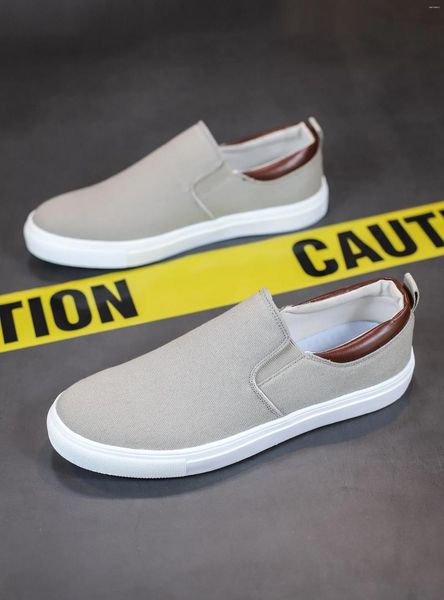 Scarpe casual Semplici slip-on da uomo Canvas Appartamenti leggeri Stilista di moda Mocassini da uomo Mocassini comodi da esterno Passeggiata per il tempo libero