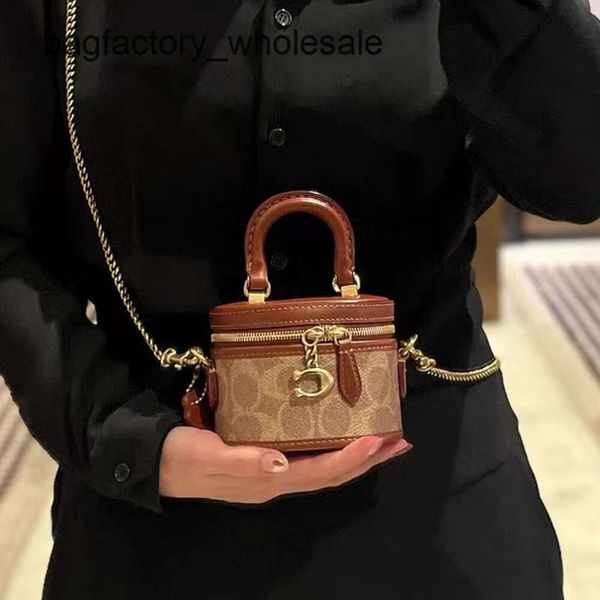 Borsa a tracolla esplosiva di lusso di alta qualità da banco Olay Nuova borsa classica a forma di fiore vecchio con scatola Mini borsa a tracolla con catena a tracolla per trucco portatile