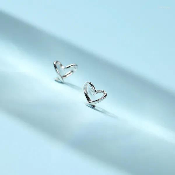 Ohrstecker Love für Frauen in Südkorea S925 Sterling Silber Einfaches 3D-Design Vielseitige kleine Ohrläppchen