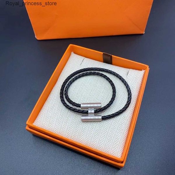 Charme pulseiras marca designer carta couro corrente de couro 18k homens mulheres casal com caixa a1 q240321