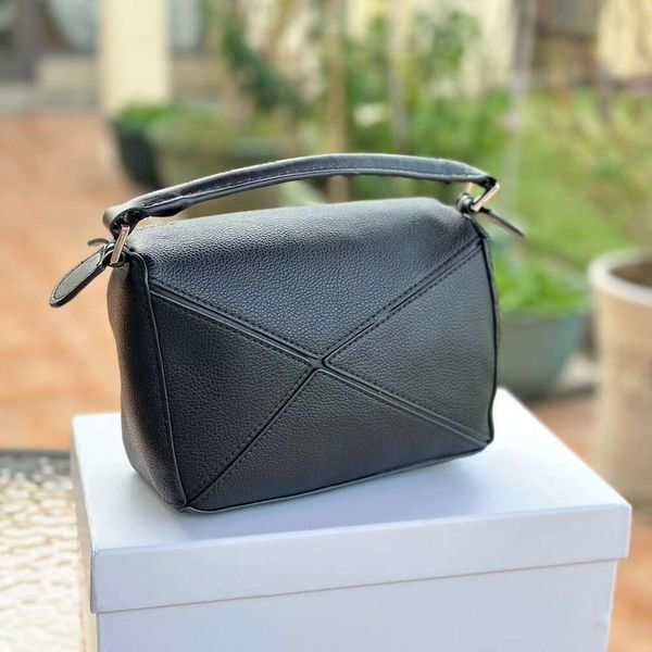 Дизайнерские небольшие сумки с геометрией, модная сумка-подушка, кожаный клатч через плечо, женская сумка-тоут с геометрическим рисунком 10AAAA