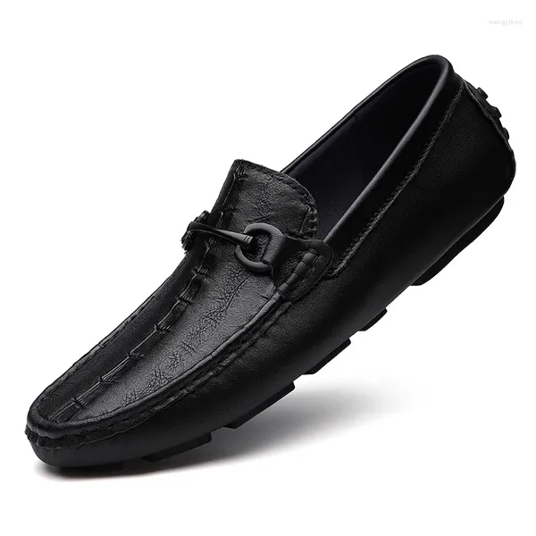 Sapatos casuais masculinos mocassins de negócios de couro genuíno para homens dirigindo mocassins de designer macio e confortável