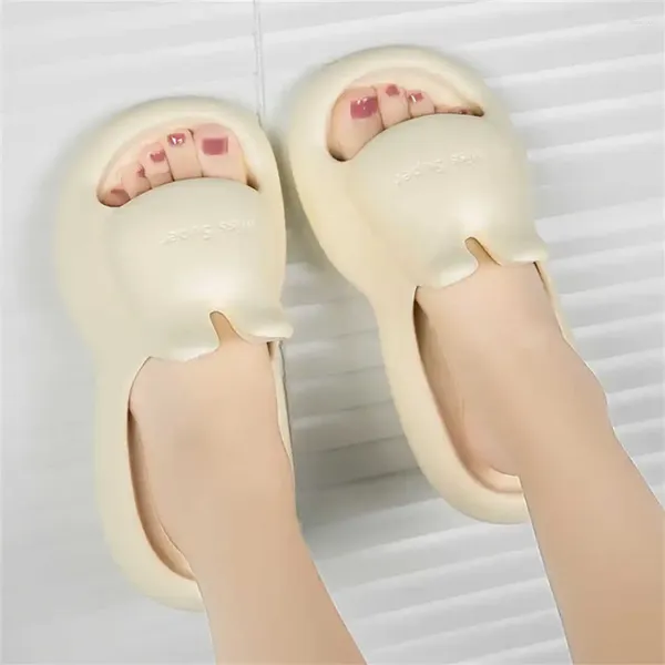 Sapatos casuais abertura dedo do pé cama verão mulher chinelos senhora sandália para mulheres tênis esporte tendências produtos luxo ydx1