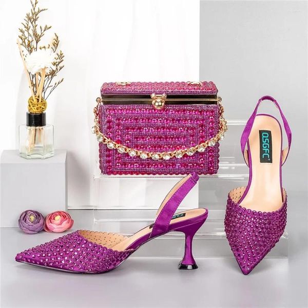 Sapatos de vestido Magenta Mulheres e saco conjunto de luxo senhoras bombas combinar com bolsa bolsa sandálias embreagem apontou toes femmes sandales qsl078