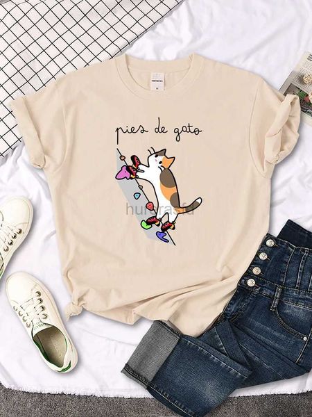 Kadın T-Shirt Kedi Kaya Tırmanma Sevimli Baskı T-Shirt Kadınlar Kawaii Çizgi Film Grafik Üst Bayan Kore Moda Süper Büyük Harajuku Kız T-Shirt 240323