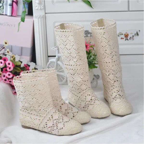 Botas de botas de primavera feminina Botas altas de lã Botas Hollow Fashion Luxury Brand Summer White Lace Boots Ladies Hollow Flat Casual Shoes