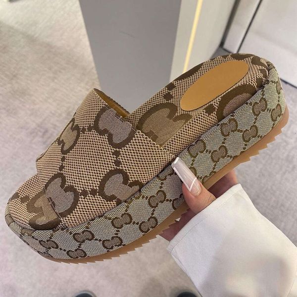 sandali firmati donna gucchi gg guccir guccic guccishoes gucci pantofole con suola spessa antiscivolo con suola morbida casa di moda Le donne indossano infradito da spiaggia 35-44