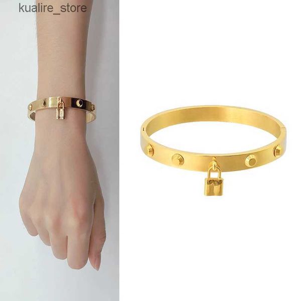 Charme pulseiras mulheres de aço inoxidável bloqueio moda abertura acessórios atacado presente de natal feminino designer de luxo judeu africano l240322