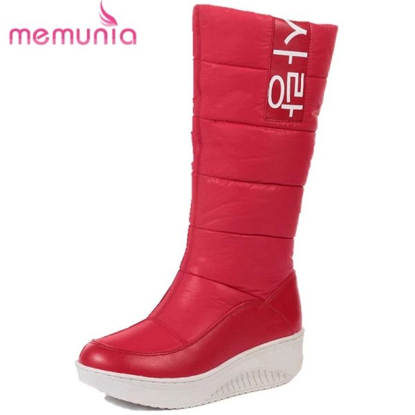 Botas Memunia Tamanho 3544 Ladies Botas de neve Casas Saltos deslizam sobre mulheres botas de inverno pêlo dentro de botas intermediárias fêmeas de algodão doce