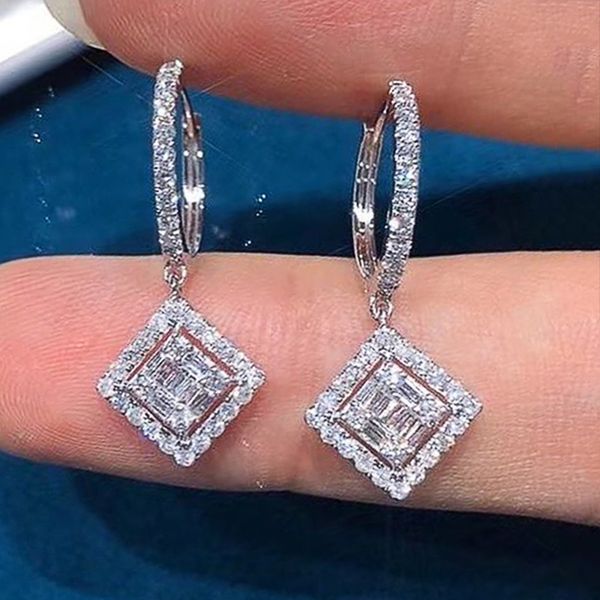 2024 Ins Top Sell Orecchini a clip Nave di goccia Scintillanti gioielli di lusso Dolce carino Argento sterling 925 T Taglio principessa 5A Zircone Partito Elegante Orecchino da donna per il regalo della madre