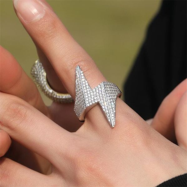 2024 Choucong Hip Hop Anéis de casamento espumantes joias vintage 18K ouro branco preenchimento pave 5A zircão cúbico CZ diamante festa 3D anel de banda de noivado para presente masculino