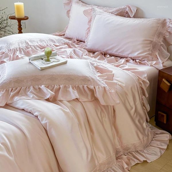 Yatak setleri doğal olarak lyosell yumuşak ipeksi serin cilt dostu nefes alabilen set pembe dantel ruffles yorgan yatak tabakası yastık kılıfları