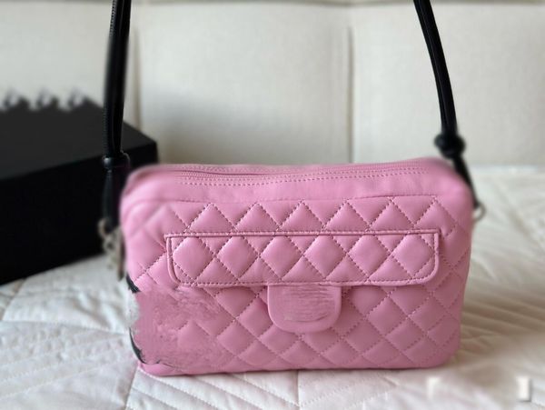 Tasarımcı Yüksek kaliteli orijinal deri kamera çantası kadın çantası klasik yumuşak moda çanta2