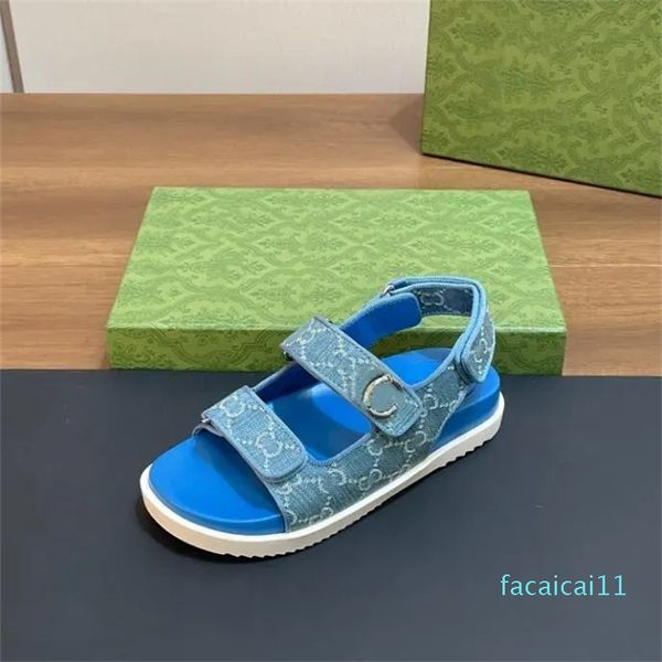 Sandálias femininas clássicas da Master, fundo plano de 2,0 cm de espessura com botão dourado, bordado decorativo, estampa jeans, parte superior, preto, azul, tamanho 35-41