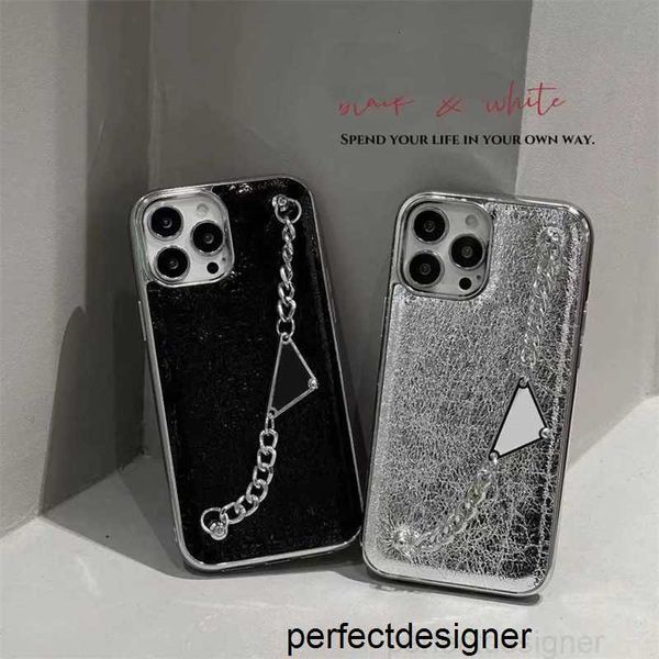 Designer de moda designer mulheres iphone 14 casos triângulo com diamantes designers mulher cores sacos de telefone 12 13 11 x xs xr premium phonecover 93mj