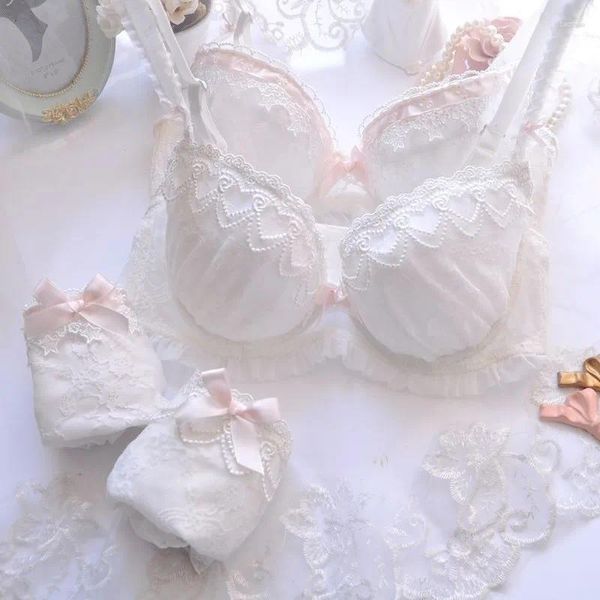 Set di reggiseni Set di reggiseni di lingerie sexy con ricamo giapponese solubile in acqua, coppe sottili, di grandi dimensioni per ragazze