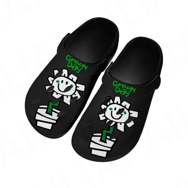 Sandalen Grüne Tag Pop Rock Band Home Clogs Custom Wasserschuhe Herren Womens Teenager Schuhgarten Clog atmungsaktiv