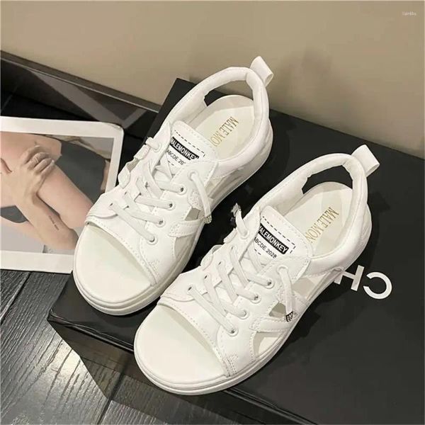 Scarpe casual Punta tonda Sandali di lusso con suola grande Designer donna Pantofole da bagno antiscivolo Taglia Mocassini Sneakers Sport Mobile YDX1