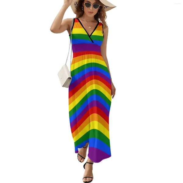 Повседневные платья Красочное платье с радужным флагом Гей-прайд ЛГБТ Современный узор Пляжный богемный длинный V-образный вырез с принтом Maxi Vestido Oversized