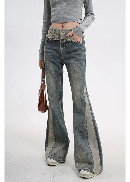Jeans con giunture alla moda con bordi grezzi Donna Plus Size Cravatta retrò americana Slim Floor Mopping Pantaloni a campana casual Jeans a vita alta 240320