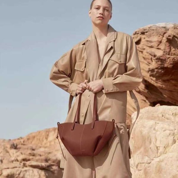 Promozione dei produttori di borse a mano da donna Nuova borsa Bollinger Wings Cyme Mini borsa a secchiello con una spalla portatile
