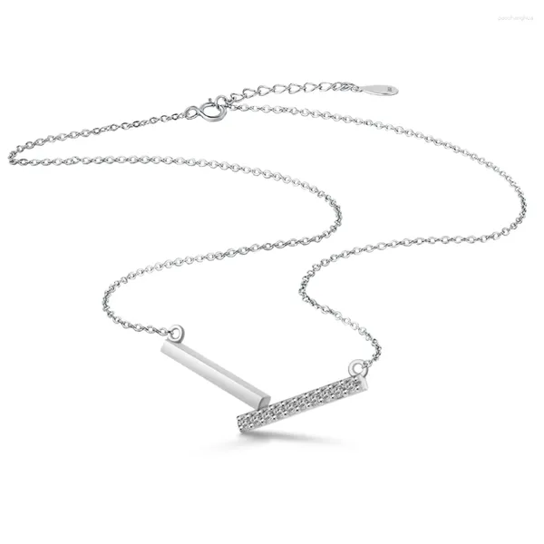 Ciondoli Creatività Semplice Argento sterling 925 Designer di lusso Zircone Geometria V Collane per gioielli da donna Articoli femminili