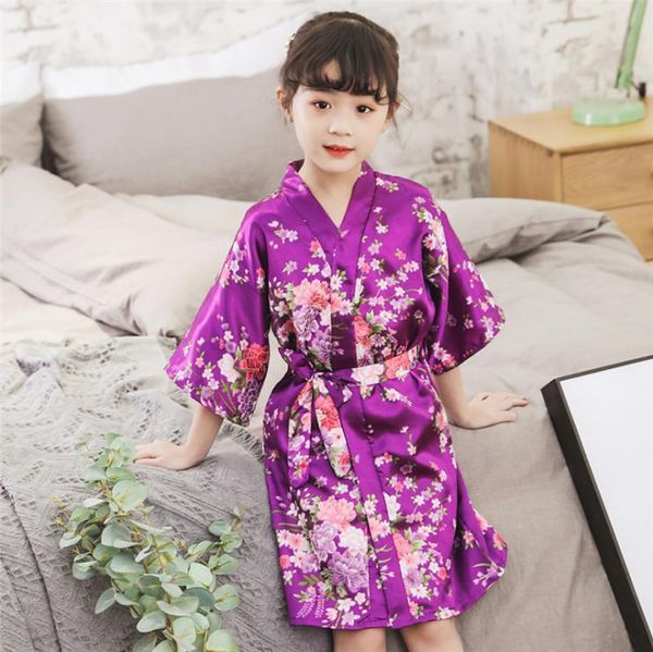 2020 İlkbahar Yaz Çocuk Saten Cüppeler Kimono Banyo Kids Çiçek Baskı Kız İpek Boşluk Kids Vneck Laceup Nightgown2641141