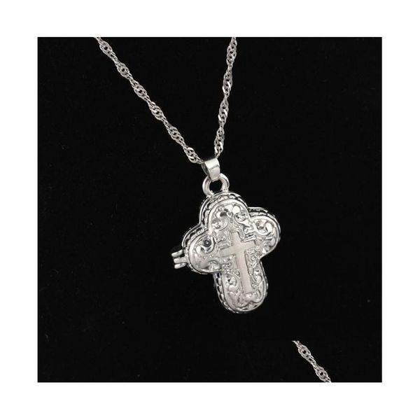 Collane con ciondolo Squisita collana a catena in argento sterling 925 Gioielli con diamanti Scatola magnetica Croce devota Regalo di anniversario Accessore di moda Dh4Vl