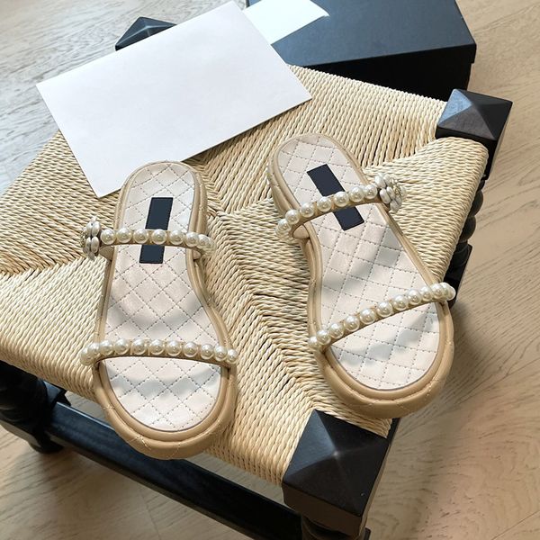 Sandali con diapositive in pelle di design di alta qualità Pantofole con plateau da donna di lusso Scarpe da spiaggia estive Due tacchi in pelle di agnello nera beige con scatola