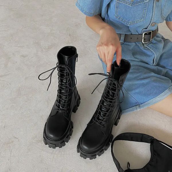 Сапоги черные женские ботинки модная кожаная осенняя зимняя готическая платформа обувь резиновый дизайнер Harajuku Белая повседневная обувь