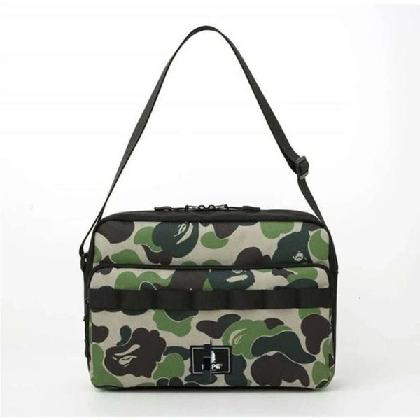 Designer Ape Bag Bapessta Rivista giapponese Appendice Ape Head Camo Borsa a tracolla Borsa a tracolla spessa impermeabile Confezione originale Shark