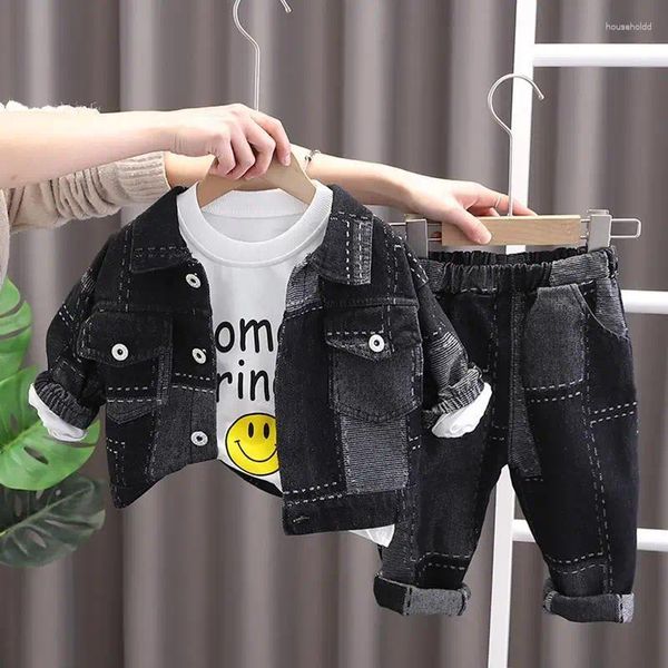 Set di abbigliamento Set da cowboy per ragazzi 2024 Primavera e autunno Corea Moda casual Cappotto di jeans per bambini Jeans Abiti a due pezzi Vestiti belli