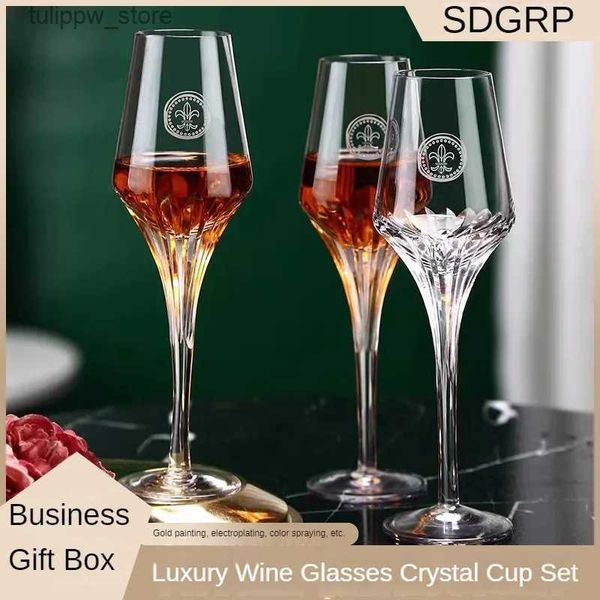 Bicchieri da vino 100ML Bicchieri da vino rosso vintage di lusso leggero Confezione regalo aziendale Set Bicchiere di cristallo Whisky Tazza di champagne Tazza leggera trasparente L240323