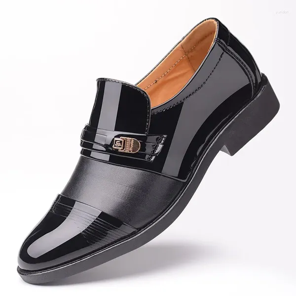 Sapatos de caminhada masculinos de couro formal plano vestido de comércio para pés banquete dança sapato tênis respirável esportes modernos