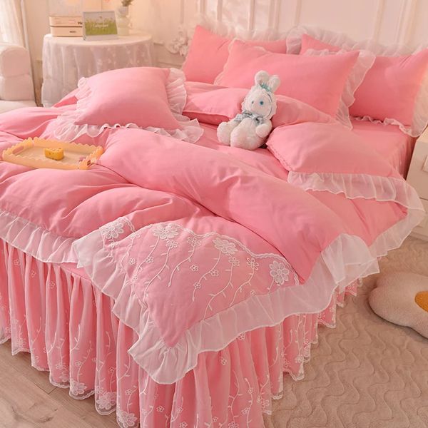 Set biancheria da letto di lusso Princess Bow Ruffle Copripiumino Biancheria da letto di nozze Pink Girl Baby Bed Gonna Copripiumino Set Biancheria da letto doppia 240322