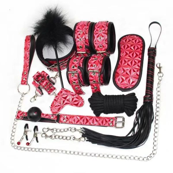 Modello a diamante SM interesse in pelle dieci set di giocattoli sessuali per ragazza set bondage manette cintura bondage 240315