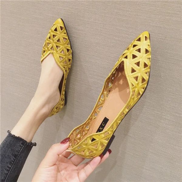 Flats SLTNX 2023 Sommer Feste Farbe Pointy Joker Hollow atmable Design Casual Softsoled Bequeme Pendler Frauen flache Schuhe