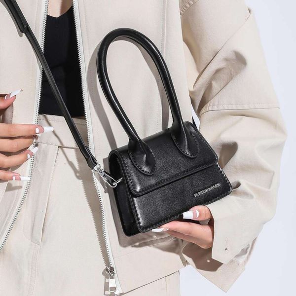 Kaufen Sie günstige Baobao Damen 2024 New Fashion Crowd Design Sense One Shoulder Small Square Bag Mini Vielseitige Handheld Straddle