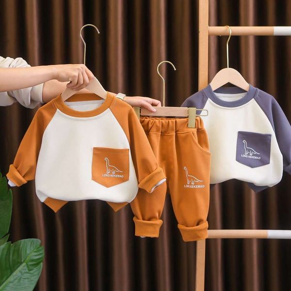 Felpa con cappuccio da ragazzo primaverile a maniche lunghe, nuova base autunnale, set di due pezzi per abbigliamento casual per bambini in stile western