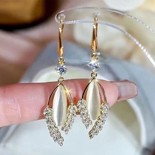 Orecchini pendenti a forma di orecchio di grano di cristallo di lusso per le donne Esagerato contratto orecchino geometrico irregolare Accessorio per feste Gif
