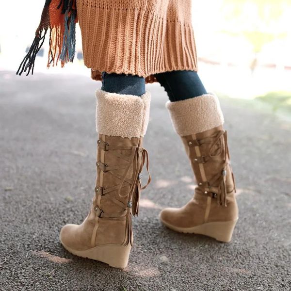 Boots Boots High Boots 2022 Winter Fashion Laceup Tassel Boots Long Plataforma Mulheres Wedge Boots Snow Botas de algodão Botas Mujer