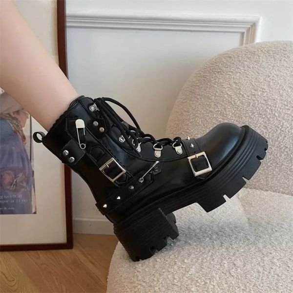 Boots Fashion New Women Biker Boots Патентные кожа дышащие молнии Lolita Boots Boots Winter New Retro Gothics Botines Chelsea