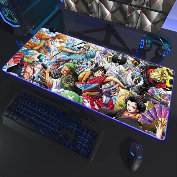 Almofadas Anime One Piece Vermelho RGB Led Mouse Pad Zoro Luffy Ace Sanji Uta Nami Mousepad Computador Laptop Gamer Pad Acessórios Tapete de Mesa XXL